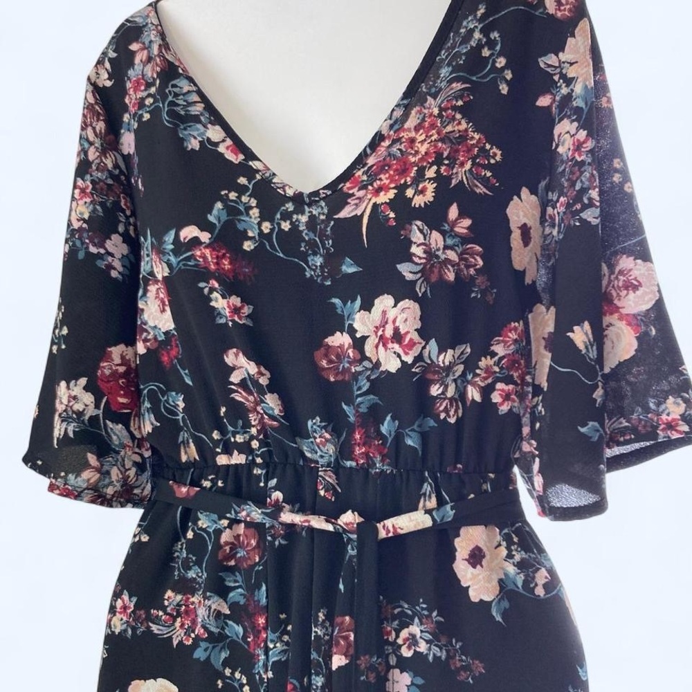 Blue floral romper maxi dress with tie waist and bell sleeves S  Mi a mi